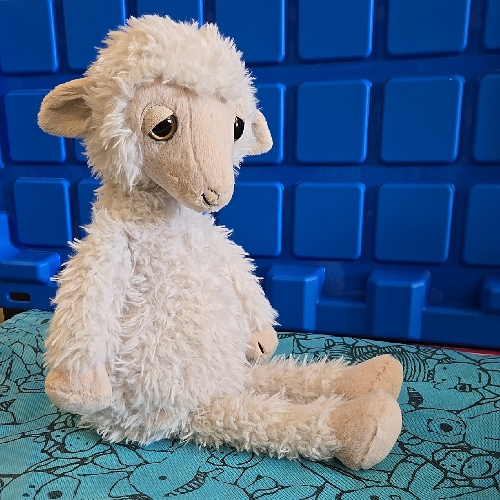 RETIRED - New - Blowzy Belle Sheep